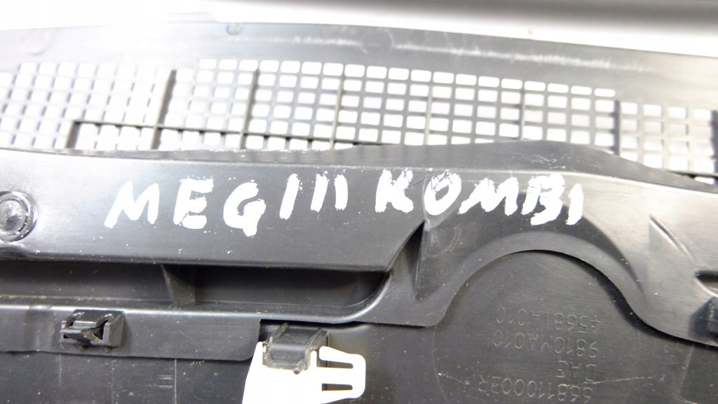 Renault megane 3 жабо Оригинал