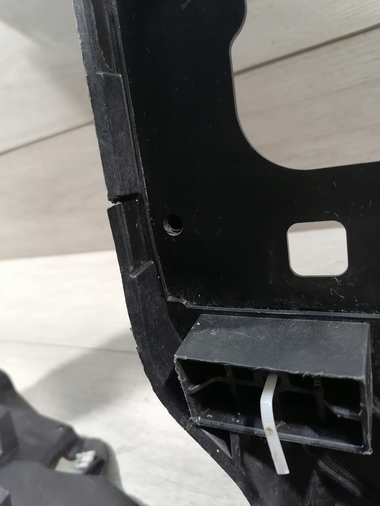 фото №7, Macan lift панель фари правий 95b805594