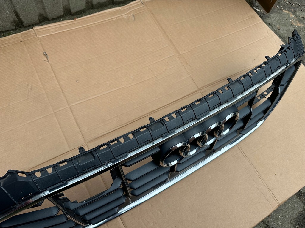 фото №5, Audi q8 4m8 2018 решётка радиатора решётка радиатора 4m8853651 idealny нет повреждённый