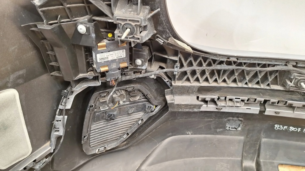 Купить Бампер задний  83f807511 audi q3 ii 83a 83f sportback 19-