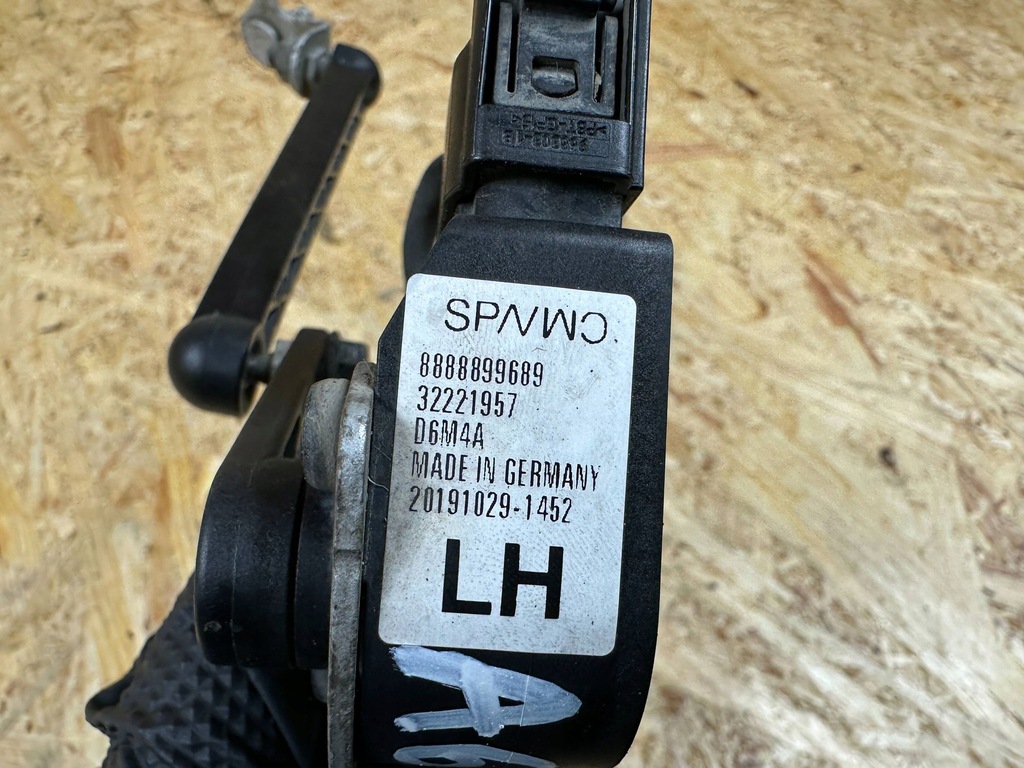 фото №11, Датчик вирівнювання світла лампа лівий volvo xc40 c40 32221477 32221957