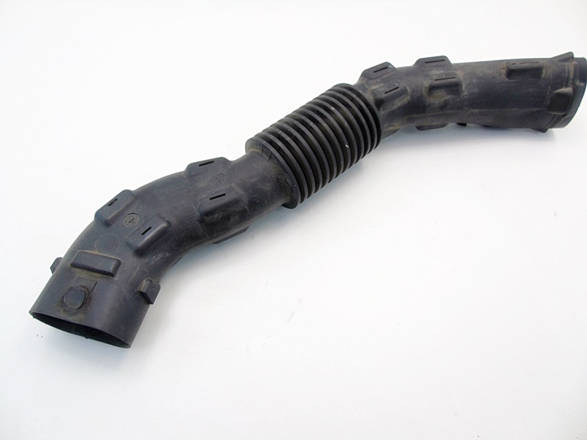 фото №1, Труба воздуха dacia sandero i stepway 8200431098