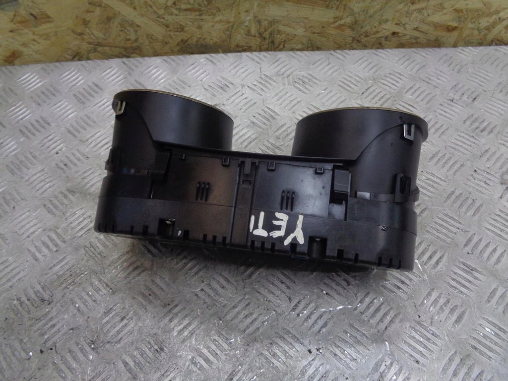 фото №8, Счетчик приборы skoda yeti 5l tsi бензин 5l0920840l europa