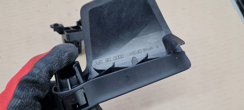 фото №10, Sq5 80a q5 ручка кронштейн капот кронштейн 80b823533d