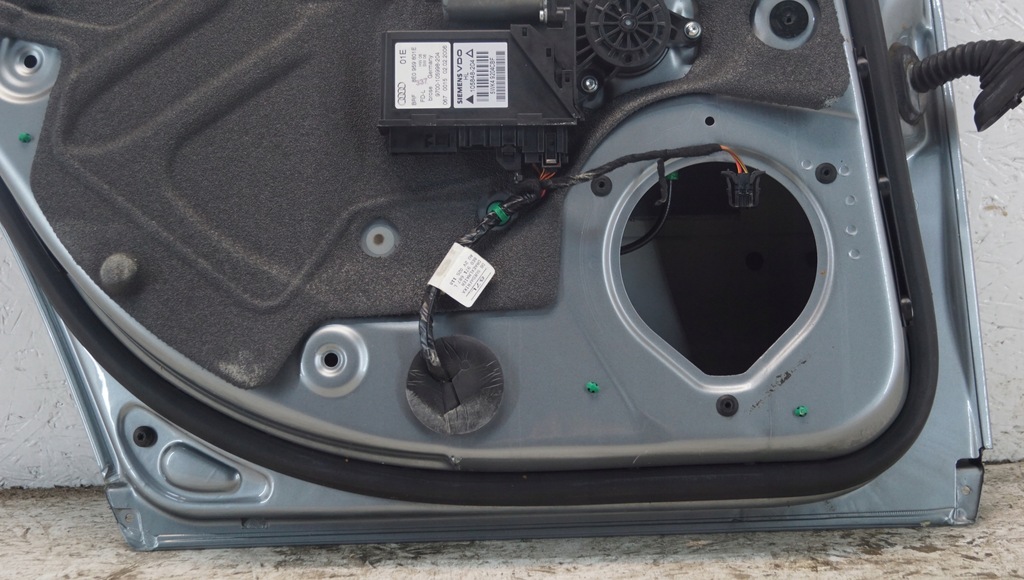 фото №16, Дверь левый задняя audi a4 b7 kombi