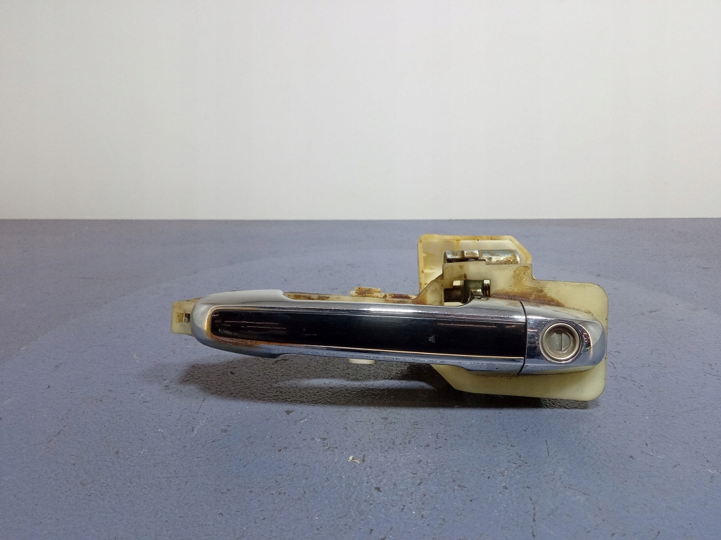 фото №1, Hyundai sonata v nf 05- ручка наружная перед левая передняя