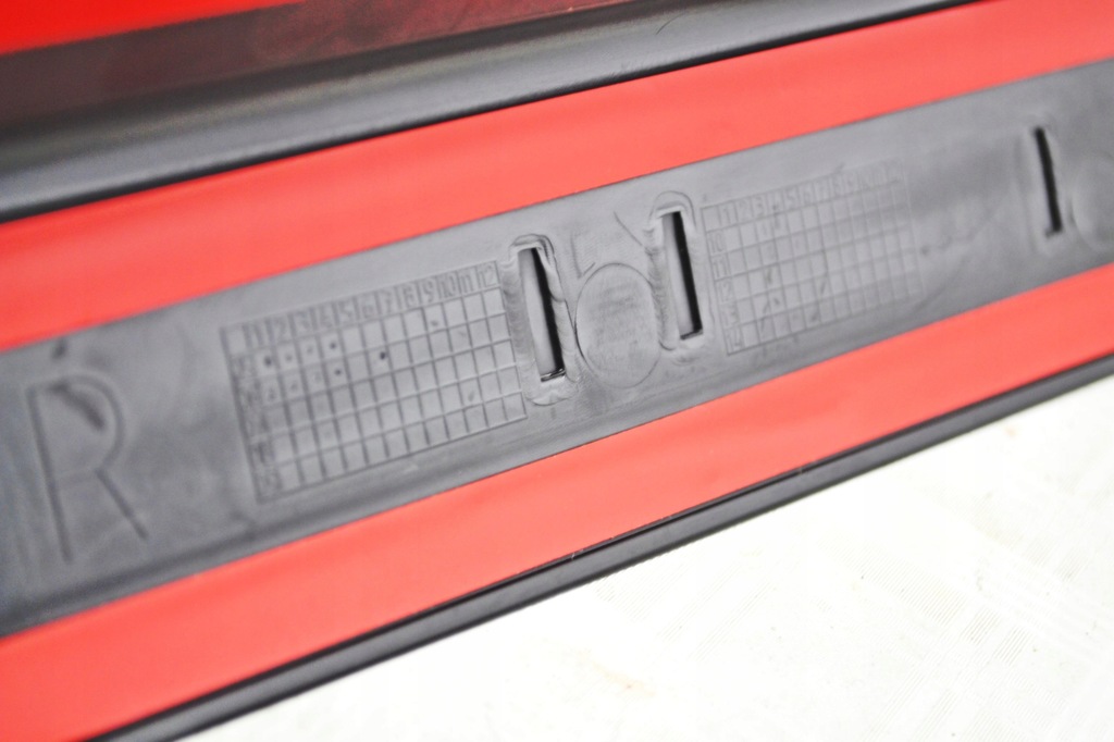 фото №5, Audi q7 4l молдинг поріг 4l0853376b s-line nowa