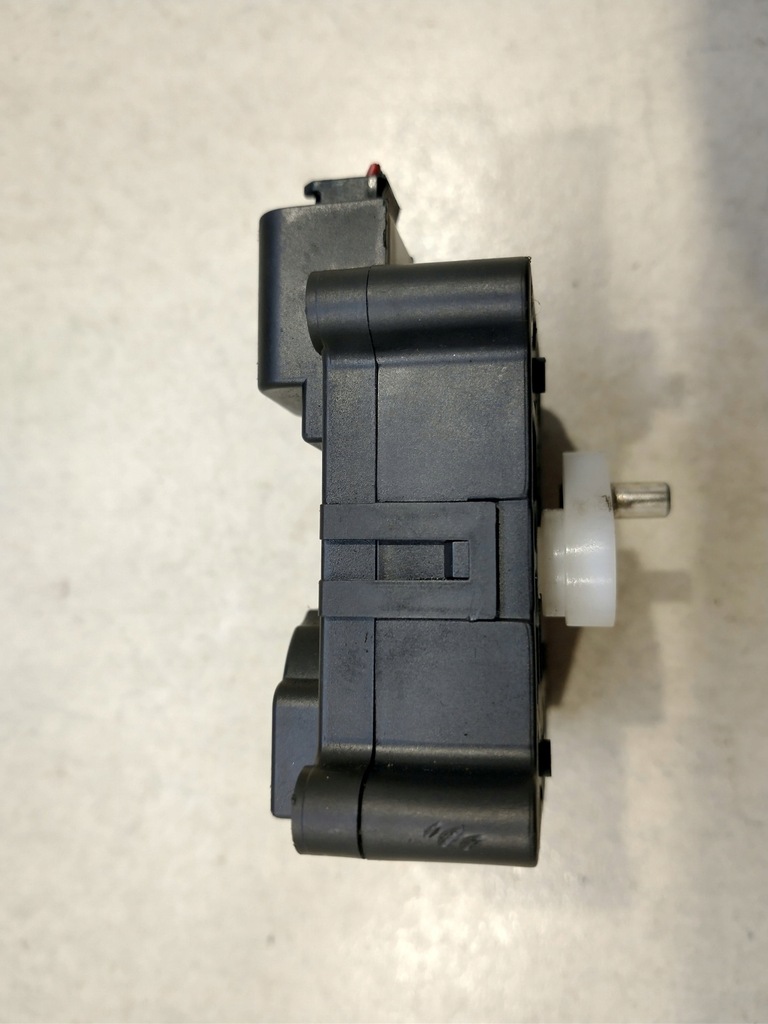 фото №7, Моторчик обігрівача corolla e12 1138002051