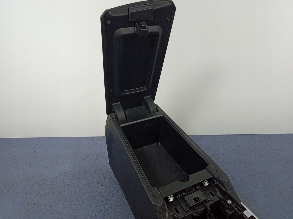 фото №6, Bmw 3 g20 g21 туннель средний подлокотник 6806777