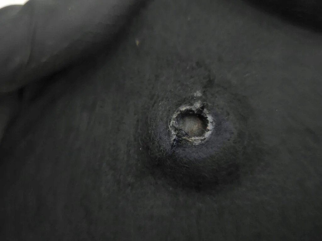 фото №8, Рамка середня панель приладів maserati quattroporte v 66934200 4.3l бензиновий 294kw