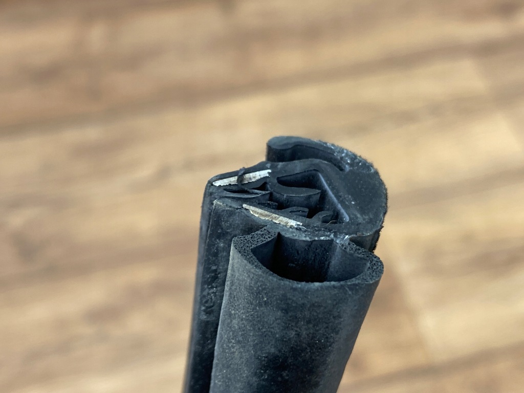 фото №13, Прокладка двері перед dodge charger 2015+ usa