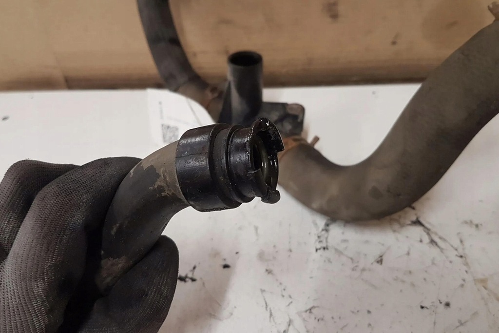 фото №8, Труба охолодження citroën ds3 9671124980 1.6l дизель 68kw 2011