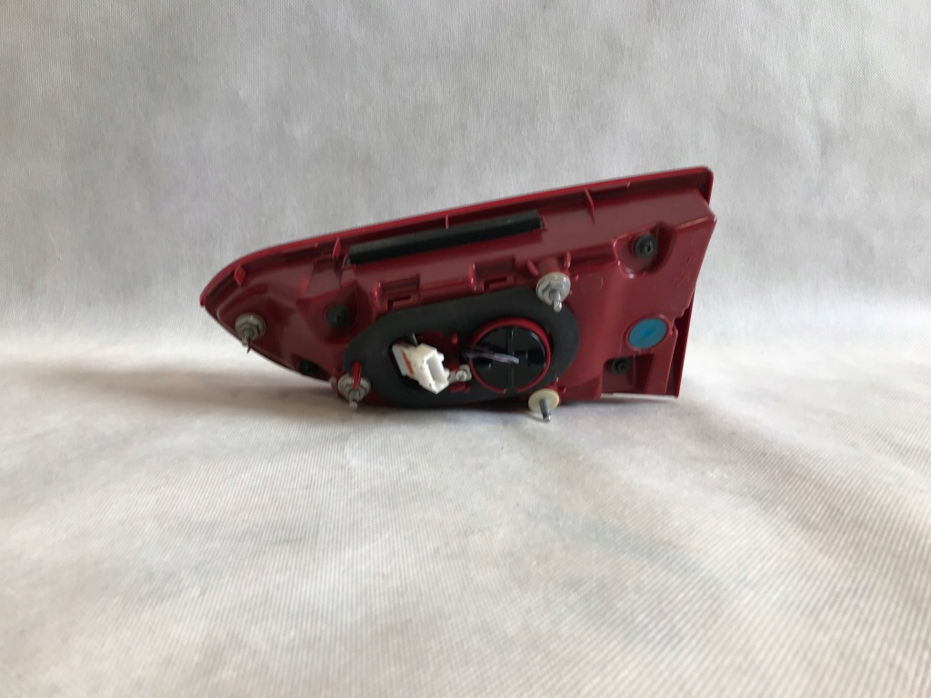 фото №4, Hyundai santa fe iv lift 21- лампа задняя левая led внутренняя eu