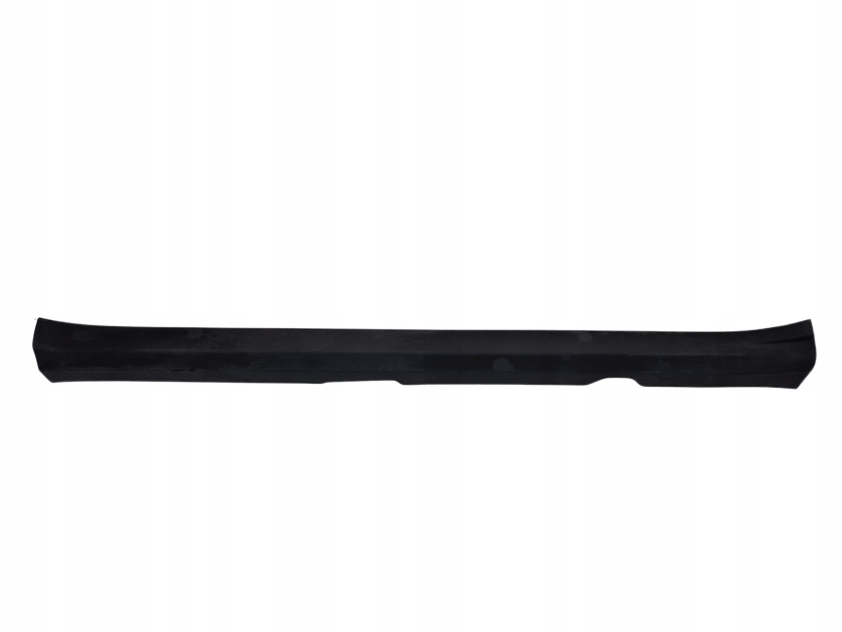 Купить Накладка  правая на порог toyota auris 1 3 дверь 2006-2012 год 67913-02160