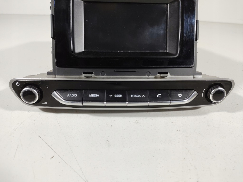 фото №2, Hyundai ioniq 17r- радио дисплей