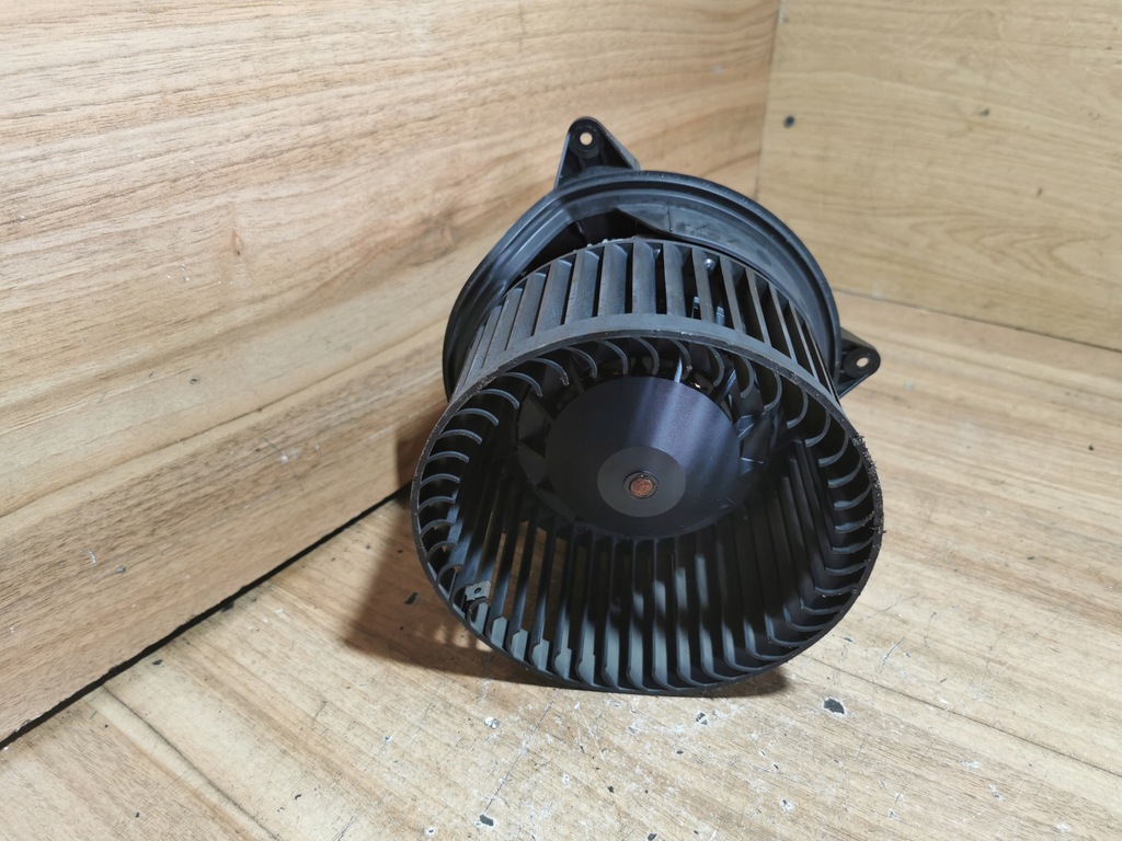 фото №1, Воздуходувка mondeo mk3 1s7h1845ac