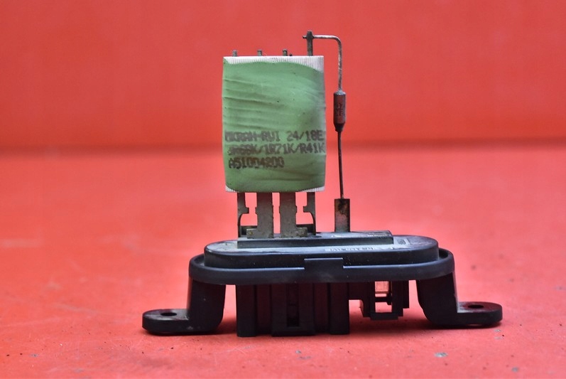 фото №1, Резистор обдув резистор dacia dokker 18r