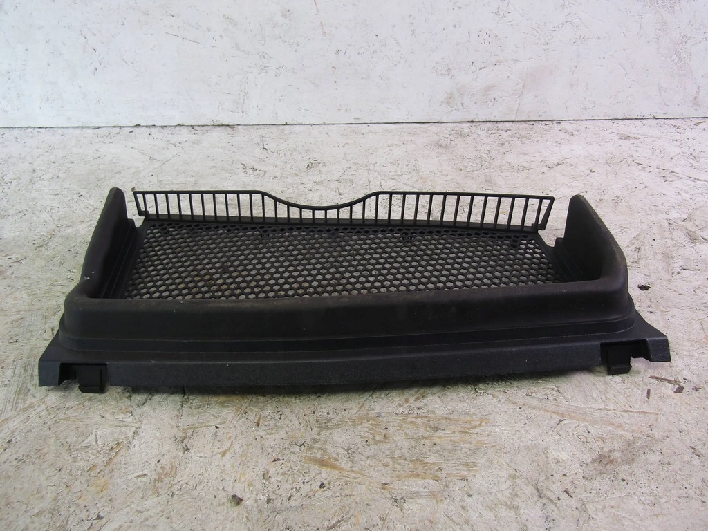 фото №7, Audi q7 4m1 решітка жабо права 4m1819154