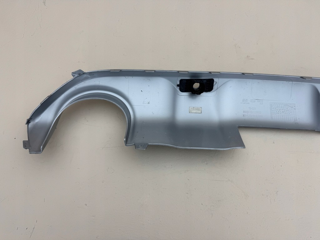 фото №11, Kia stonic 17r- спойлер накладка бампера задняя 86665-h8410