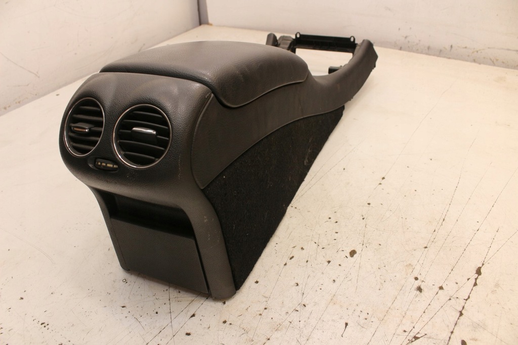 фото №9, Підлокітник тунель середній mercedes clk w209 lift