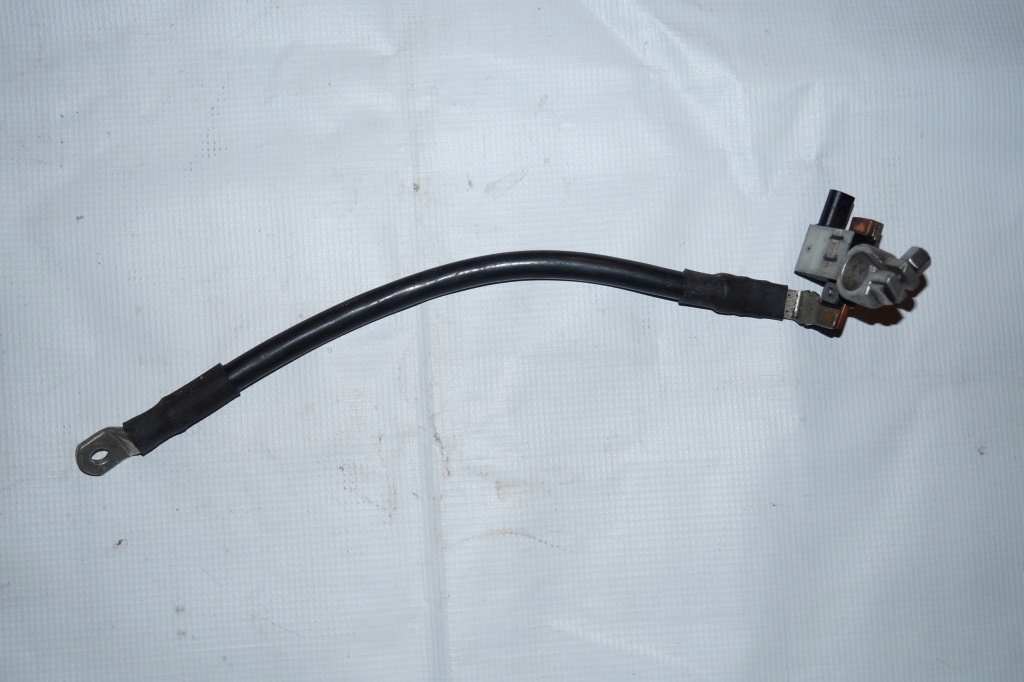 фото №1, Клема мінусова 8t0915181 audi a5