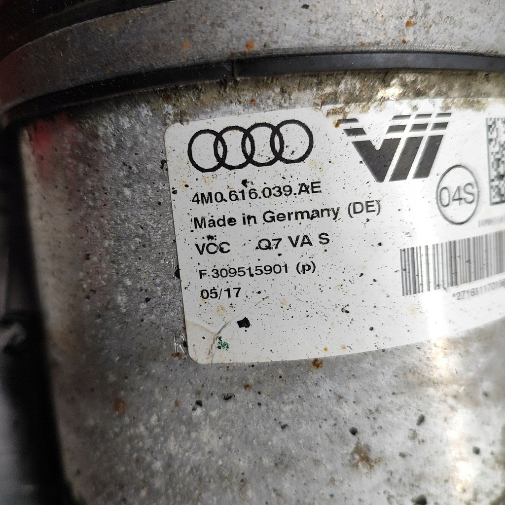 фото №7, Audi q7 4m 2017 права сторона передній амортизатор підвіска пневматичний