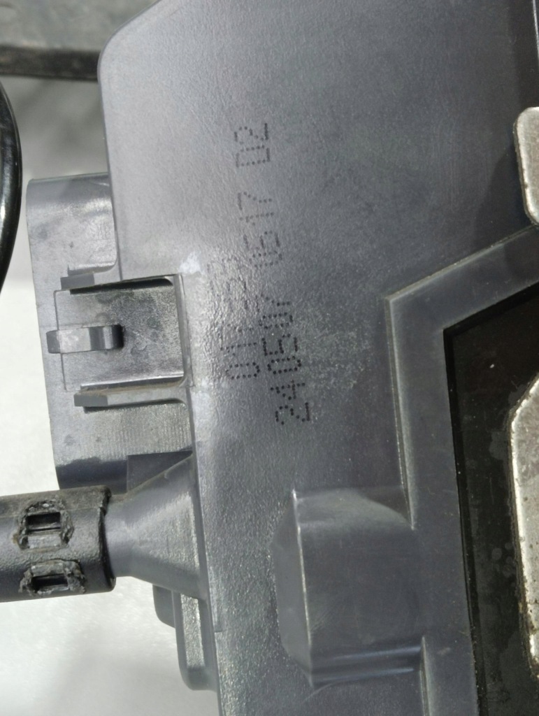 Замок двері правий задня renault espace iv 6pin 017959 Оригінал