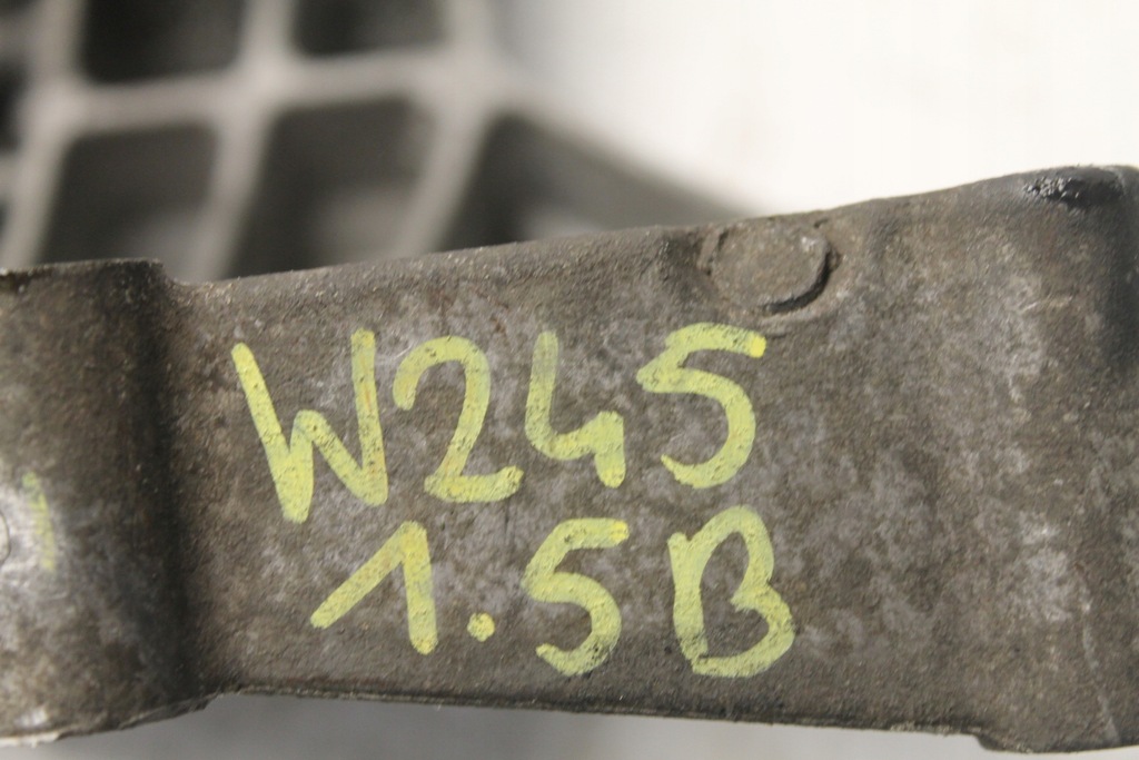 фото №12, Кронштейн генератора mercedes w245 1.5 b a2662000970