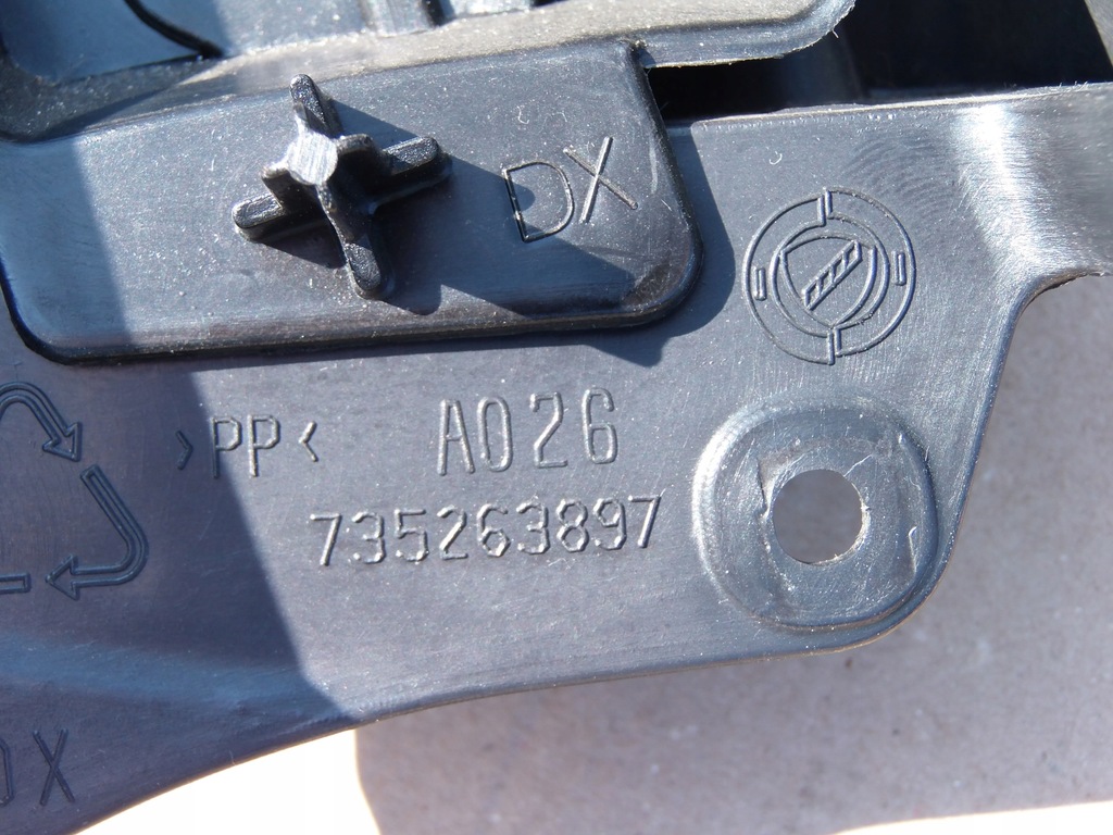 фото №4, Захист стійка регулювання поперечина правий перед 735263897 alfa romeo 147 eur 3d