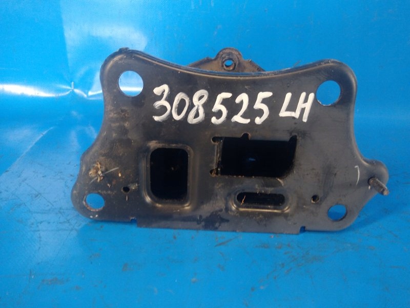 фото №4, Кронштейн підсилення передній бампера lew. lexus is250/350 05-13 5710853