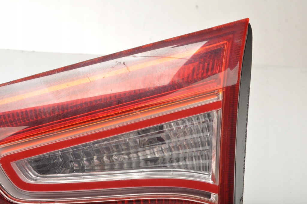 фото №4, Kia sportage iii лампа правая задняя w крышка