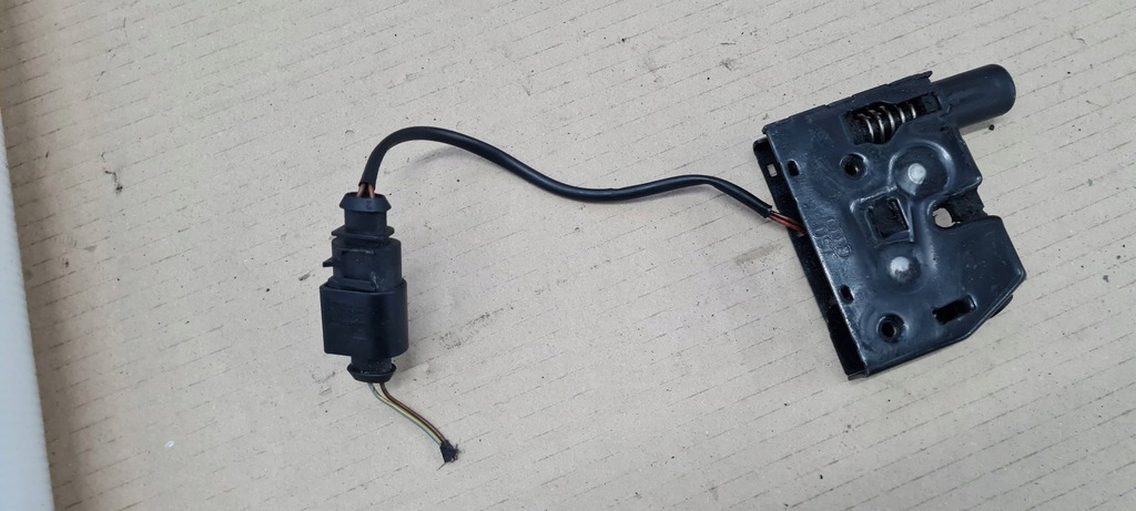 фото №14, A6 c7 4g lift s6 замок капот перед 4g0823509c s7 4g a7