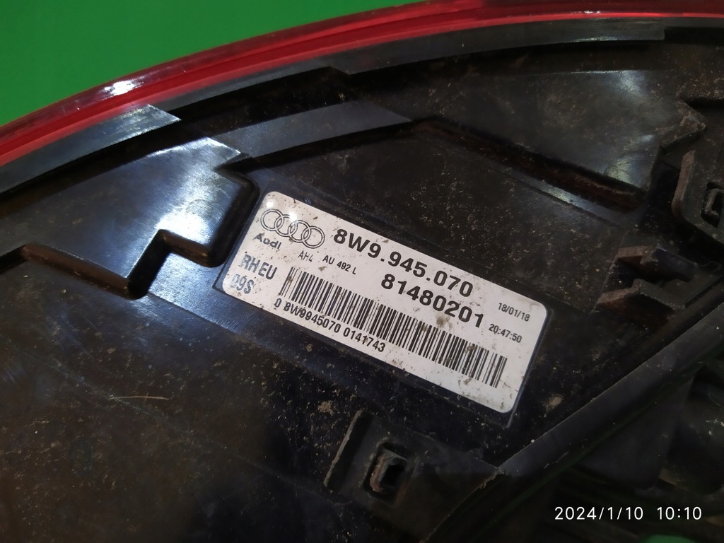 фото №10, Лампа правая задняя audi a4 b9 8w9945070