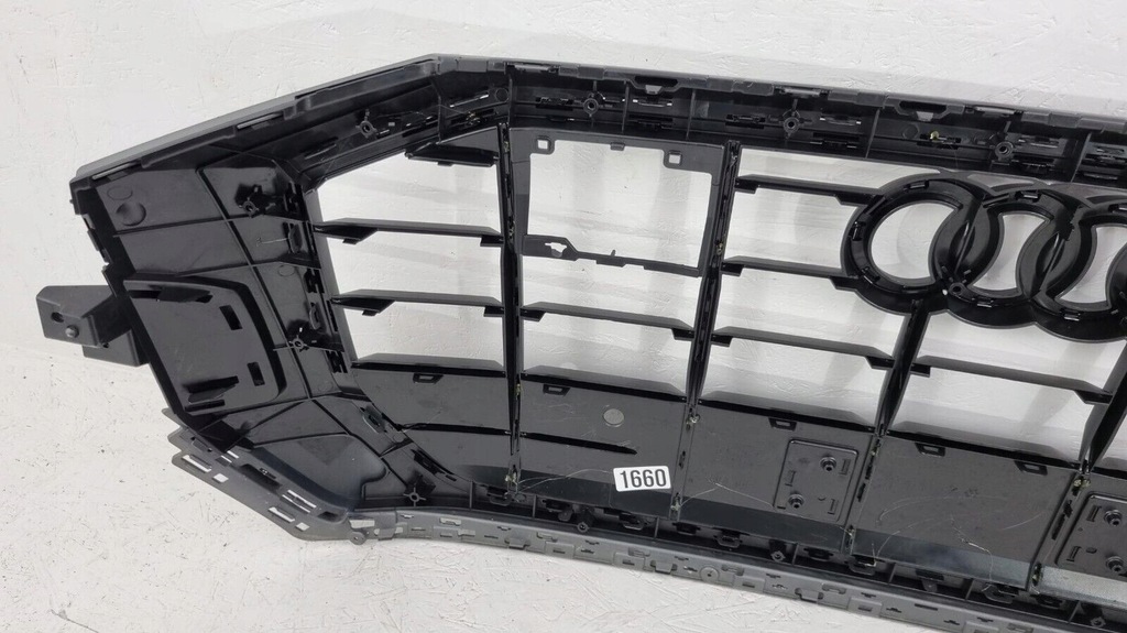 фото №8, Audi q8 4m8 2018- решётка радиатора решётка радиатора 4m8853651