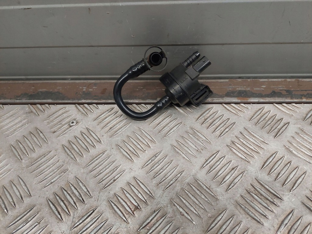 фото №5, Audi a8 s8 d4 4h 2015 клапан тиску