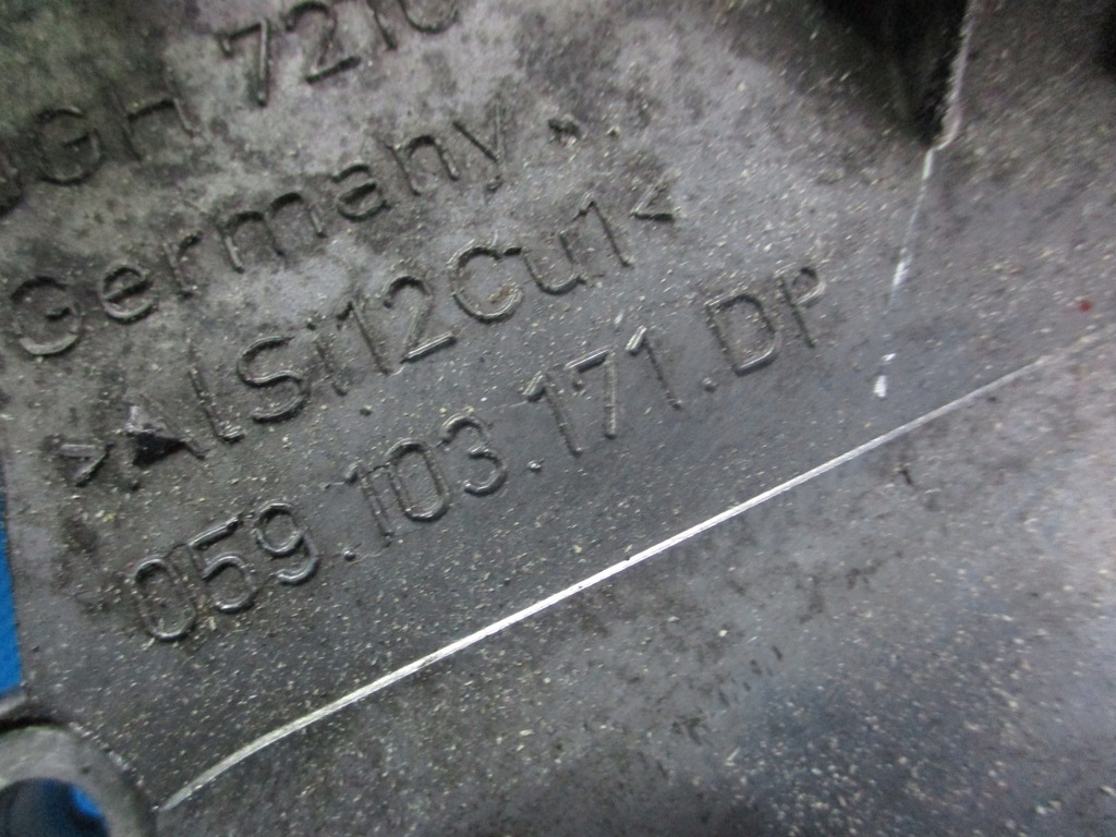 фото №3, Корпус розподільного валу audi a6 3.0 tdi 059103171dp