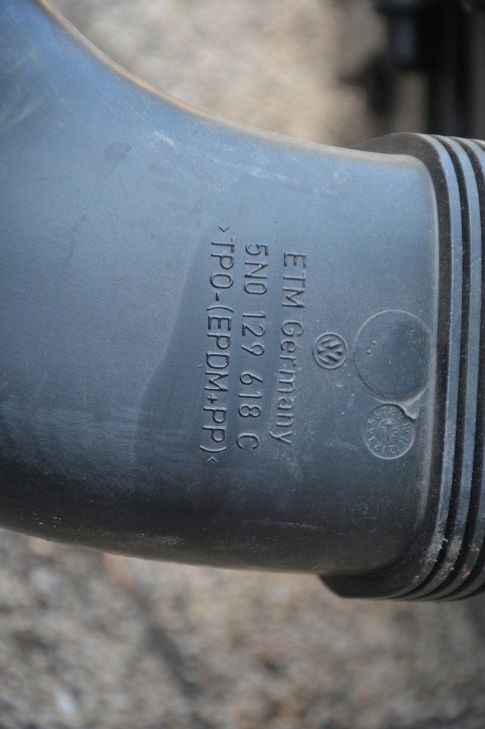 фото №12, Корпус фільтра повітря kpl. з фільтром vw passat 2.0 tdi 06-