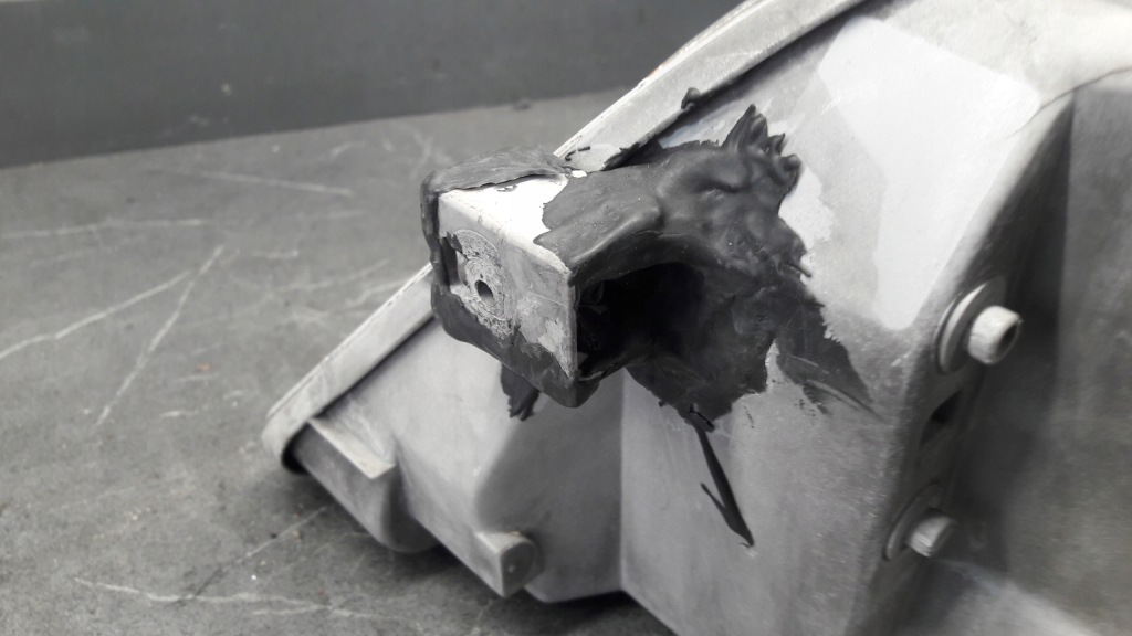 1305235298 корпус лампи лівий перед w140 coupe Доставка