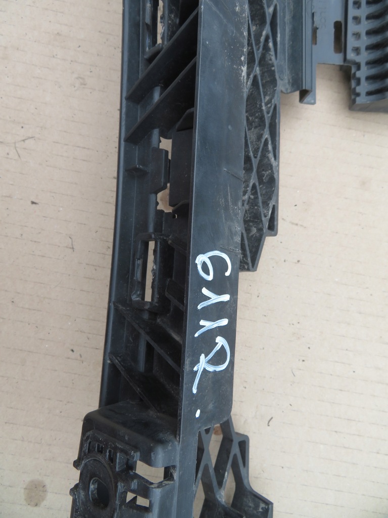 фото №15, Audi a4 b9 allroad направляющая кронштейн задняя 8w9807385b