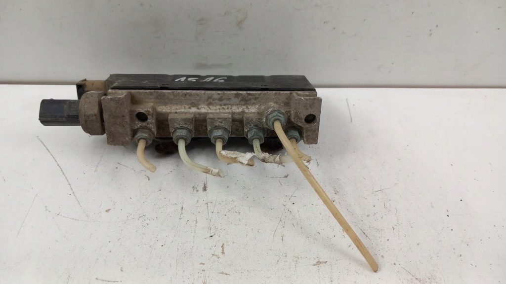 фото №1, Mercedes s klasa w220 sl r230 розподільник підвіска abc a2203200258