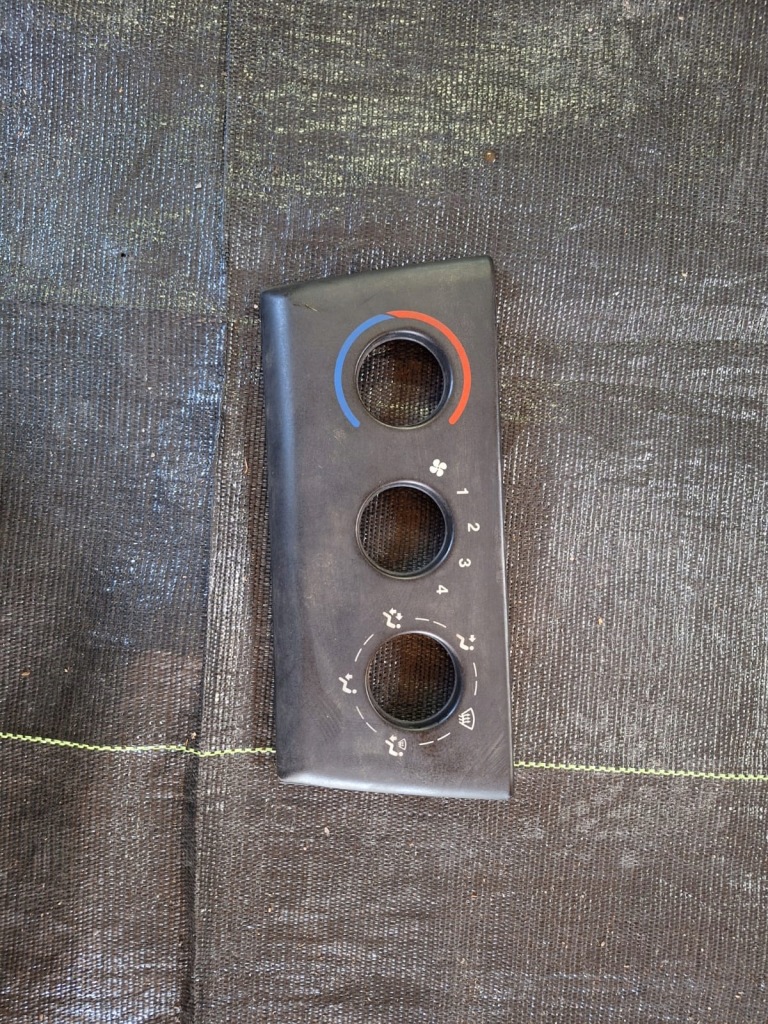 фото №1, Opel vectra b панель регулювання обдув пластик