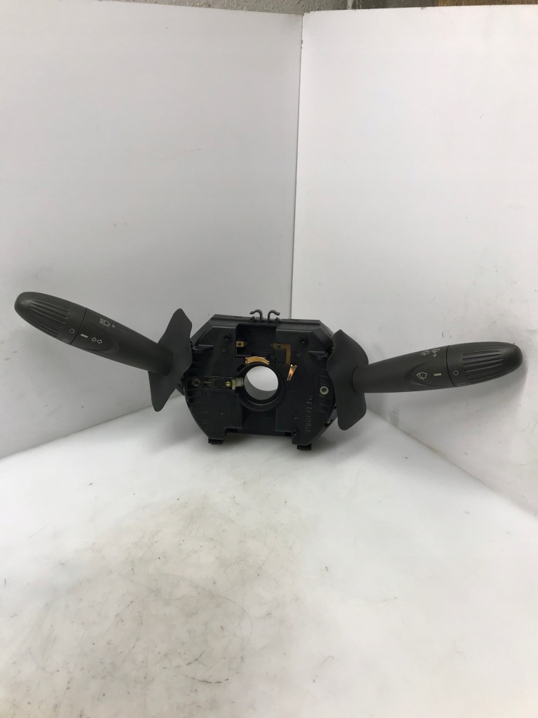 фото №1, Переключатель комбинированный alfa romeo оригинальный номер 10400563480