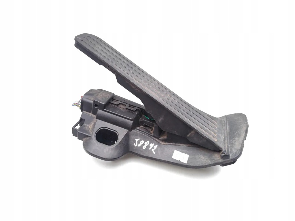 фото №12, Vw scirocco педаль газу / прискорення 2.0 tsi бензин 155kw 210 hp 2011