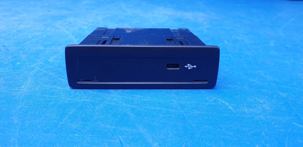 фото №8, 1x новый модуль разъём usb mercedes gle w167