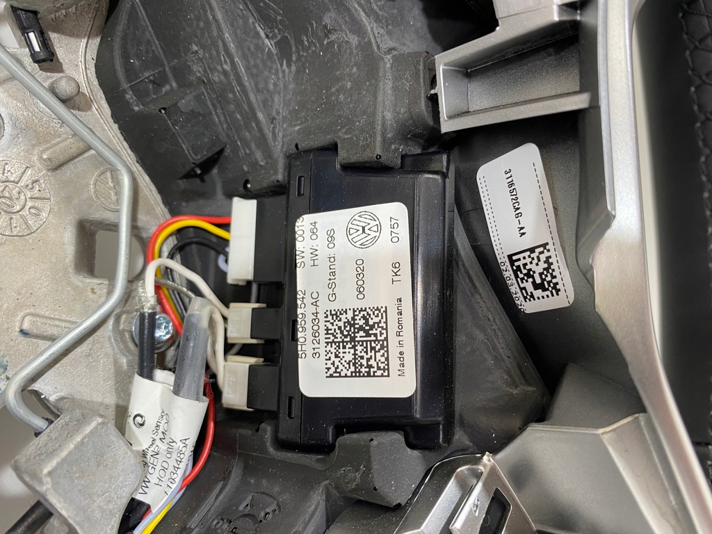 фото №15, Воздуховод кожа vw golf viii лепестки переключения multi