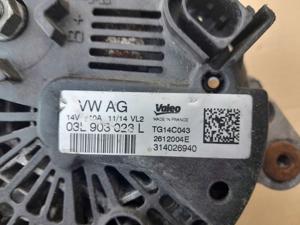 Генератор 140a 03l903023l vw golf 7 1,6tdi 2016r Недорого