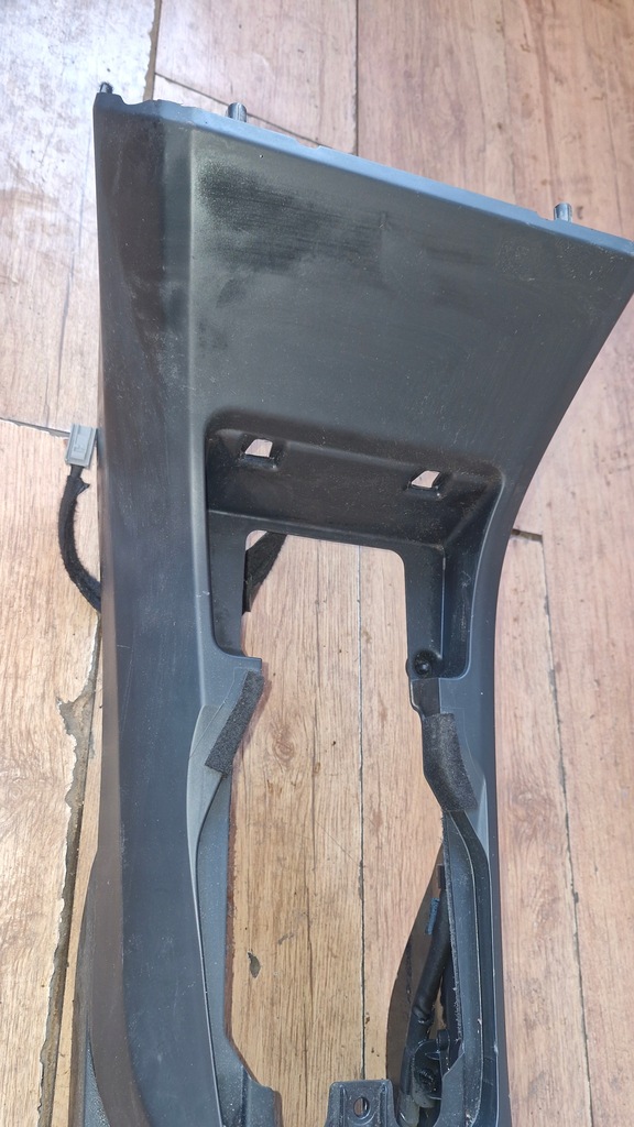 фото №7, Подлокотник volvo v40 ii кожа