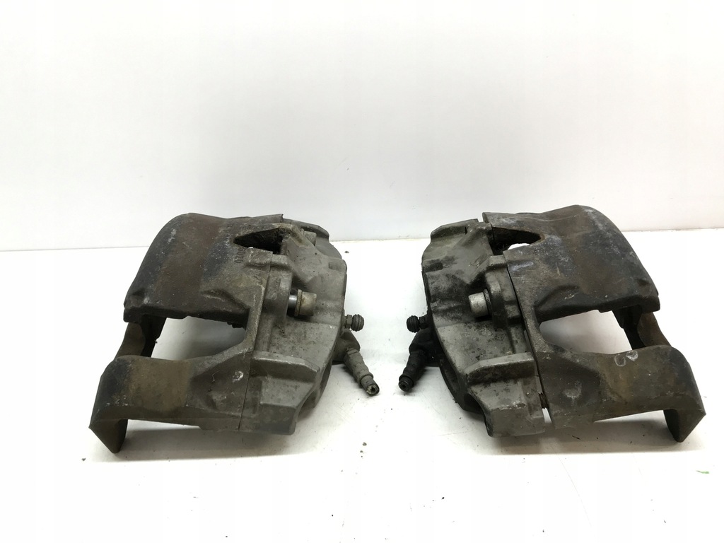 фото №1, Супорти правий перед volvo xc70 ii 2 316/28 7-