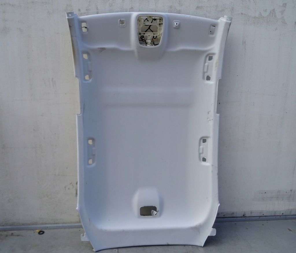 фото №1, Peugeot 308 ii t9 podusfitka hb