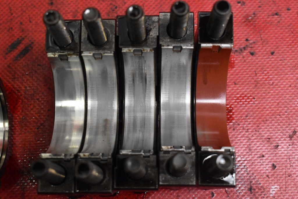 Блок низ  двигуна wał cfg vw passat b7 2.0 tdi 177 km 10-15 Оригінал